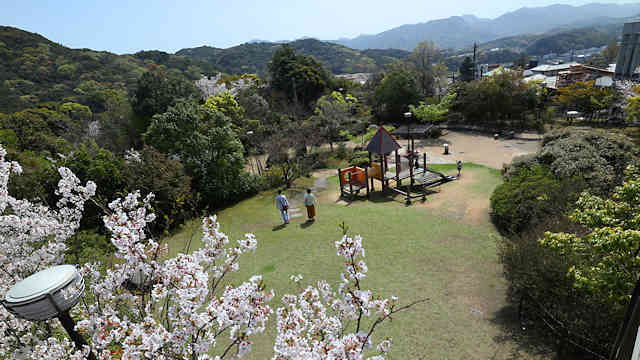 曲田山公園
