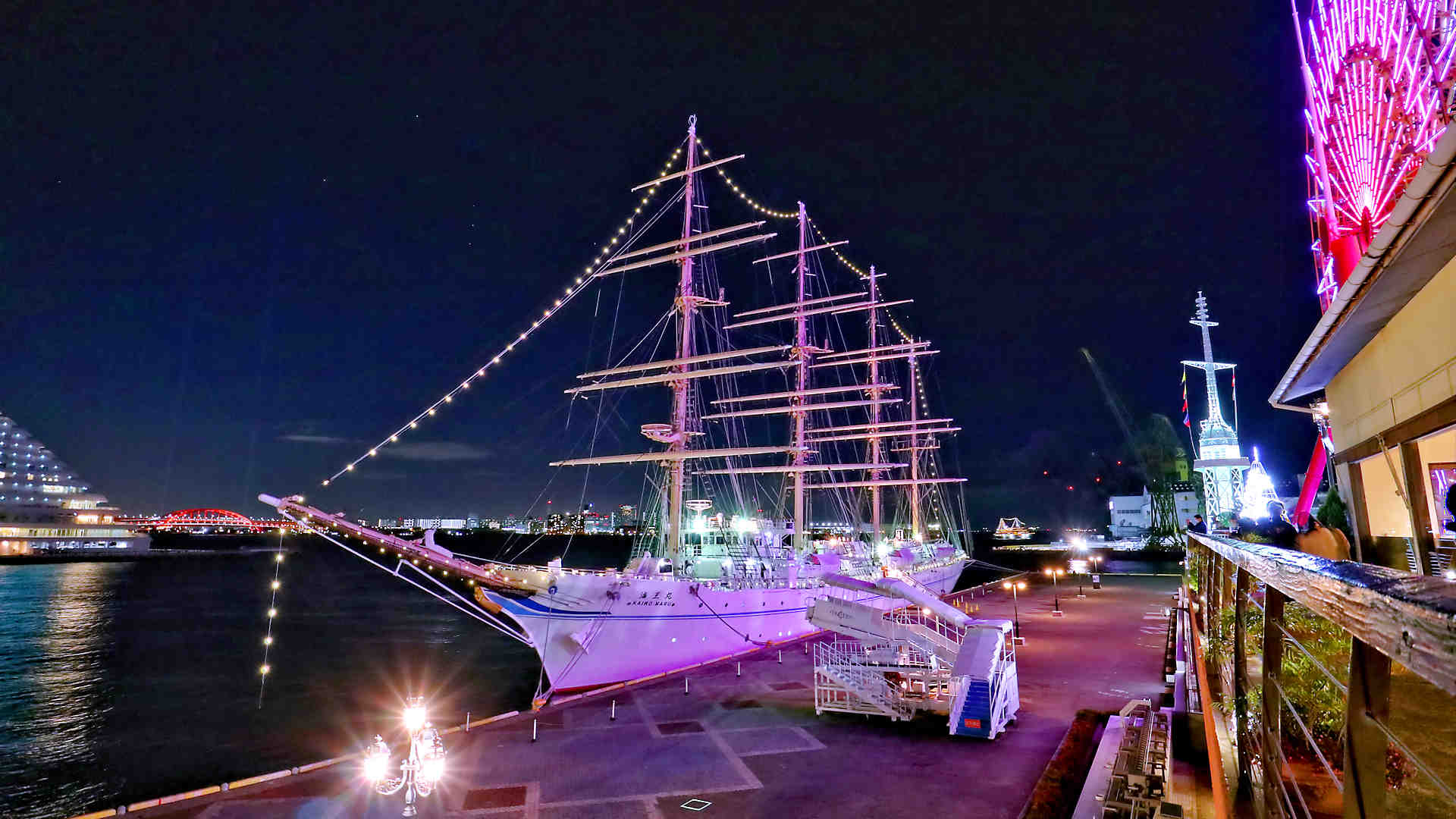 神戸ハーバーランド　帆船「海王丸」