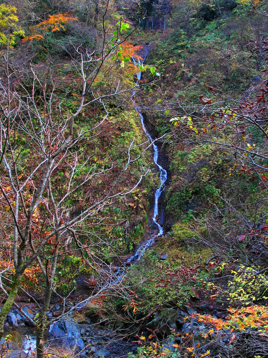 霧ヶ滝渓谷・絹糸の滝