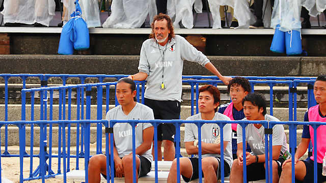 ビーチサッカー国際親善試合・日本代表「ラモス 瑠偉」監督