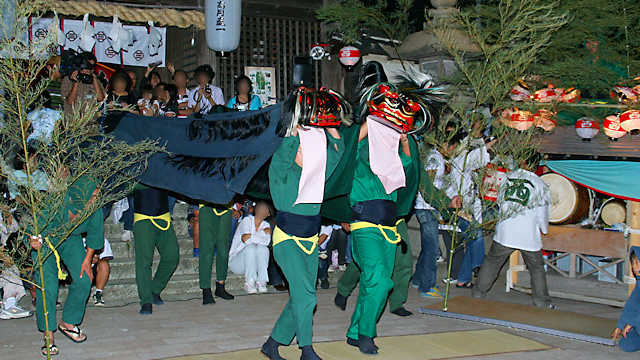 稲爪神社秋祭り 獅子舞
