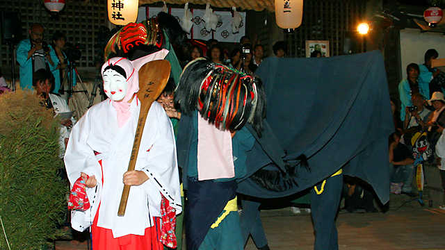 稲爪神社秋祭り 獅子舞