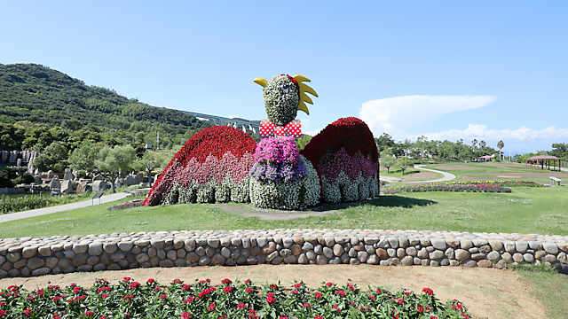 明石海峡公園立体花壇「花火鳥」