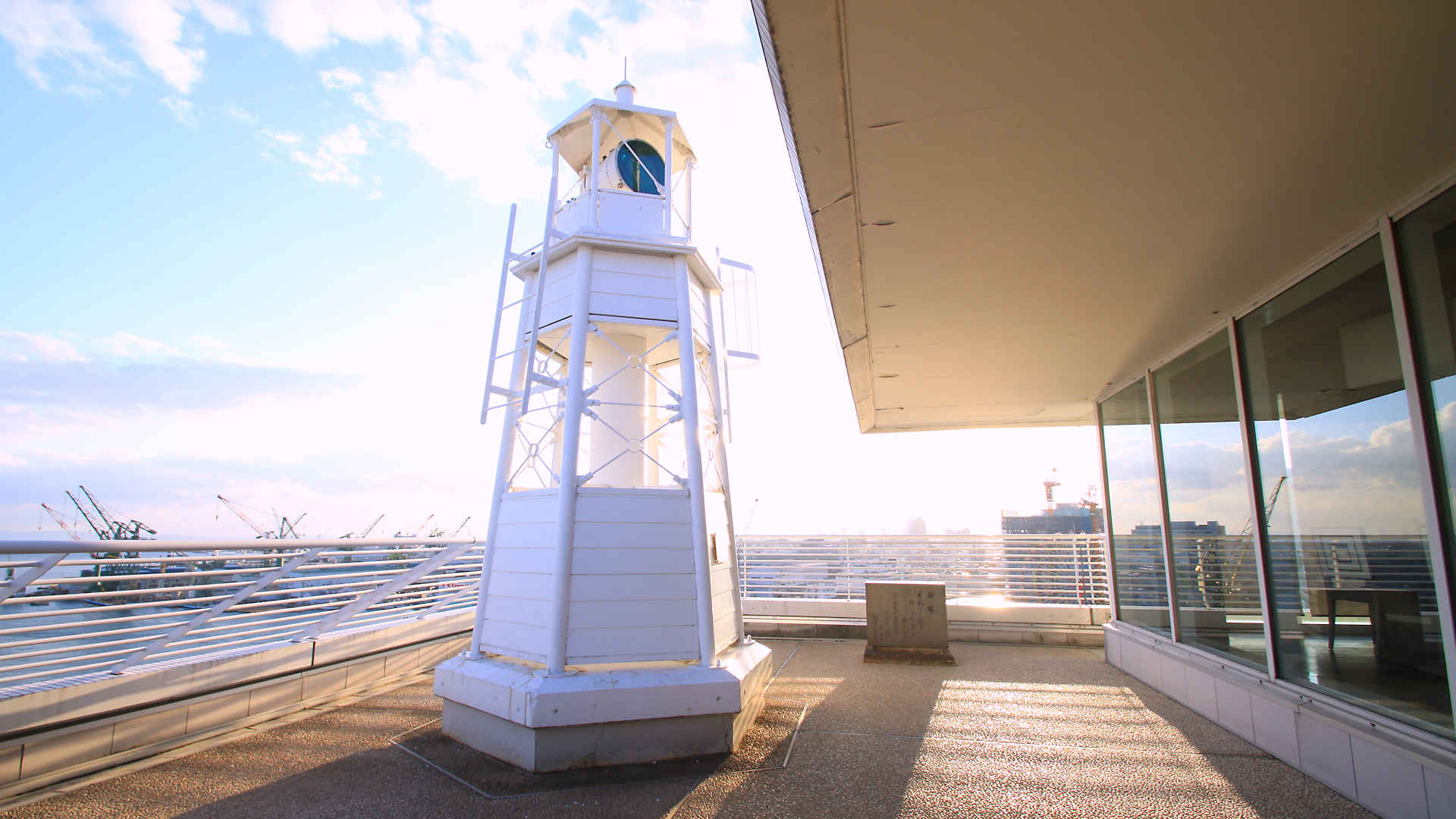 神戸メリケンパークオリエンタルホテルに建つ公式灯台の一般公開