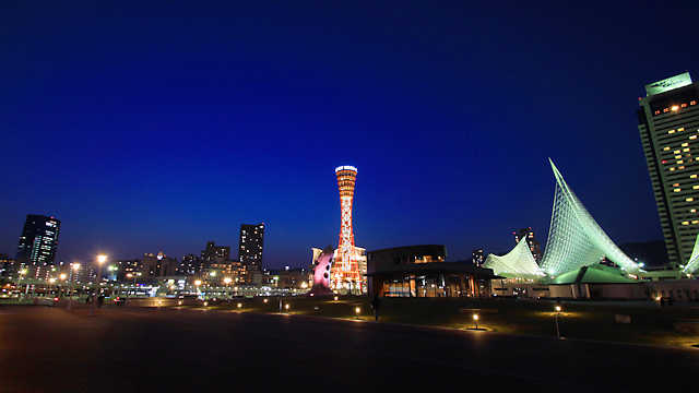 神戸ポートタワーの夜景
