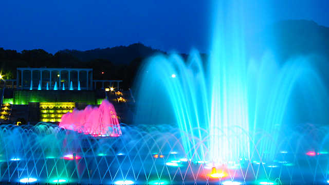 須磨離宮公園夜間開園 庭園と噴水のライトアップ