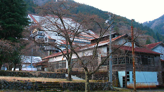 神子畑選鉱場（2004年3月）