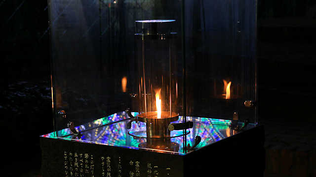神戸ルミナリエ開催時の「1.17希望の灯り」