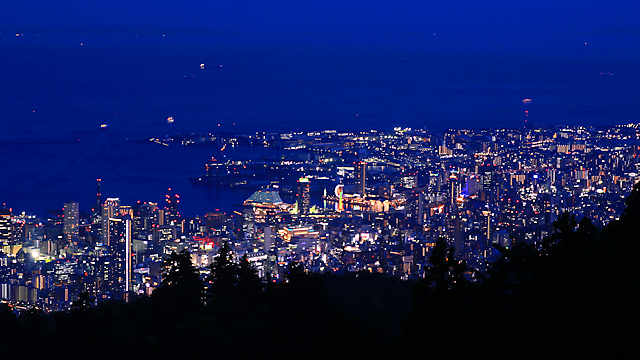 神戸港、三宮、神戸、和田岬周辺の夜景