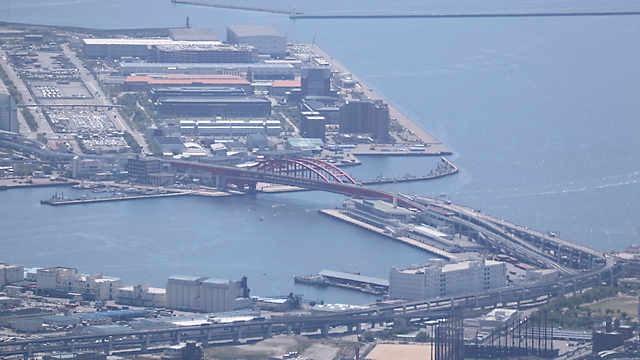 ポートアイランドと神戸を結ぶ海上橋「神戸大橋」