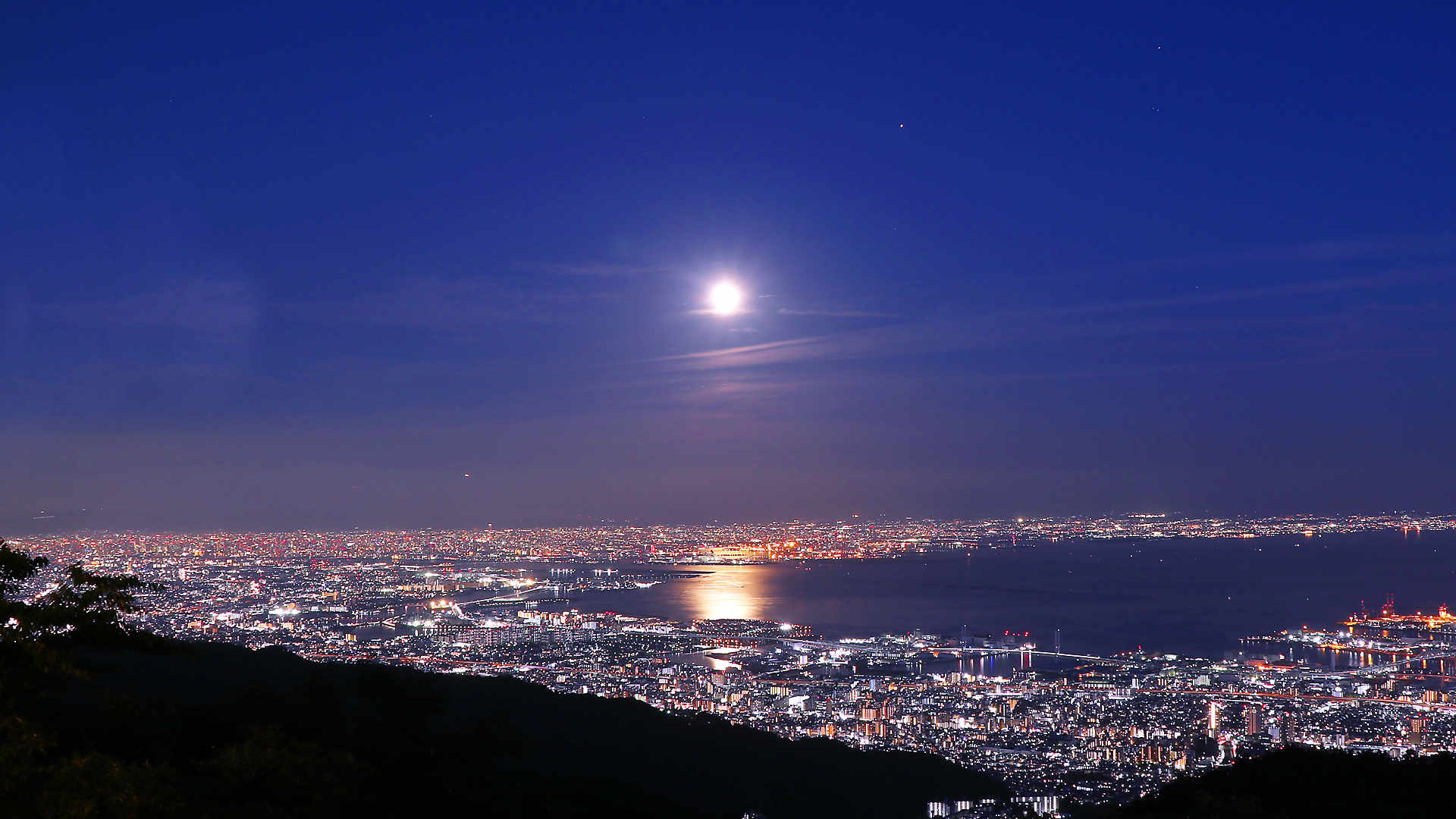 六甲山天覧台から見る夜景 神戸1000万ドルの夜景